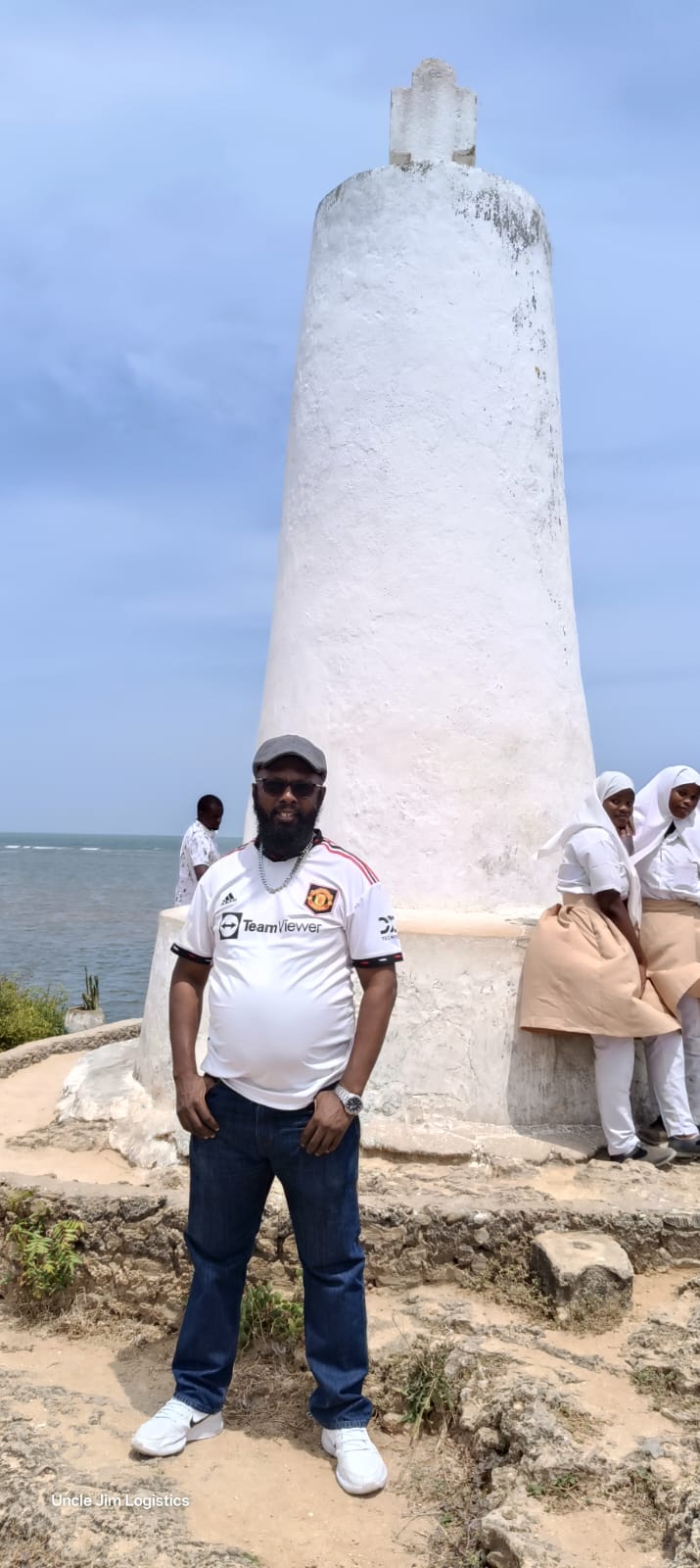Vasco Da Gama Pillar tour guide